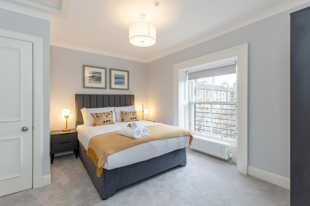 Dragon Suites - Ladon Suite - 2 Bed City Centre Luxury Apartment Edinburg Exteriör bild