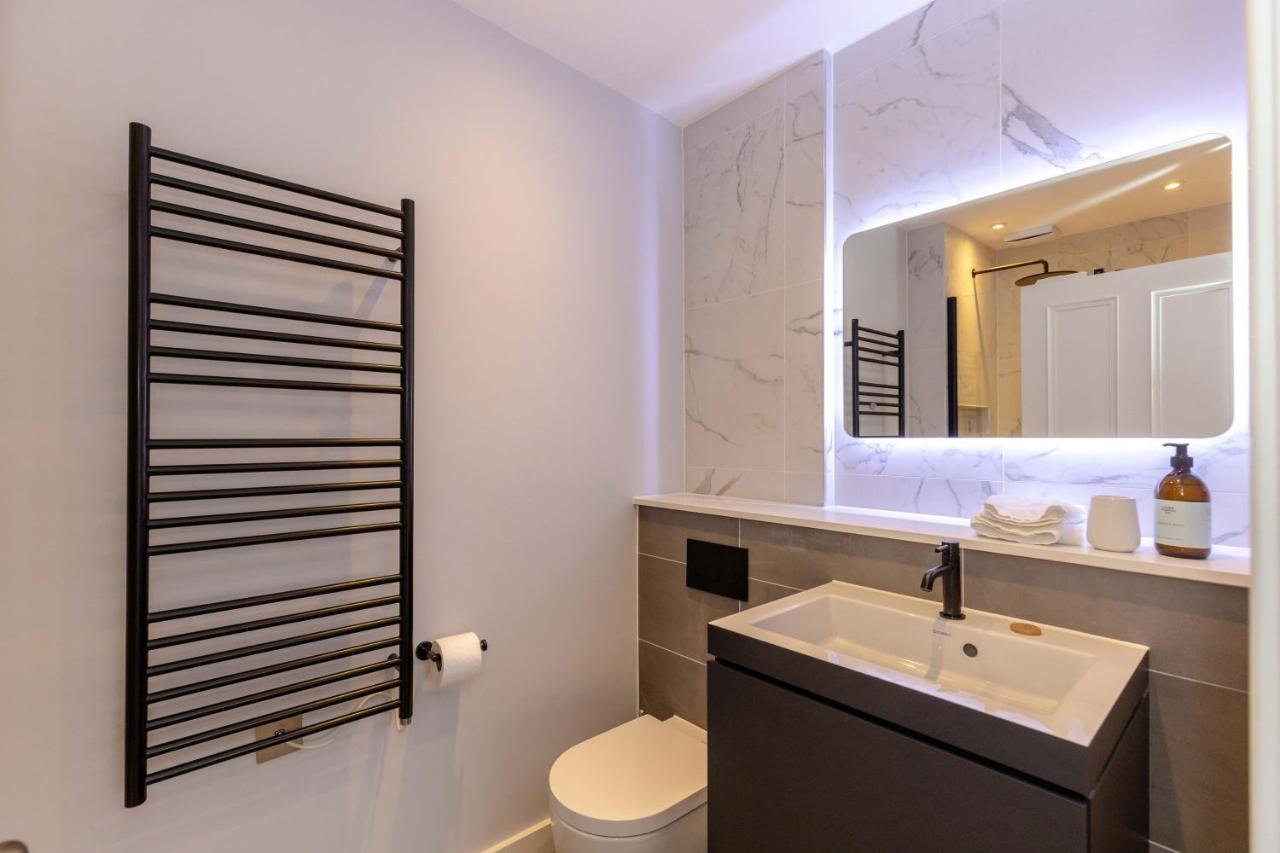 Dragon Suites - Ladon Suite - 2 Bed City Centre Luxury Apartment Edinburg Exteriör bild